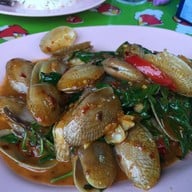 เมนูของร้าน ร้านต้นไทร สำเหร่