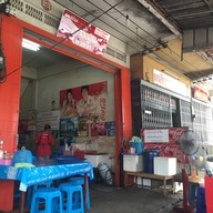 บรรยากาศ นายเชวงก๋วยเตี๋ยว (ลูกชิ้นหมูท่าตะโก)