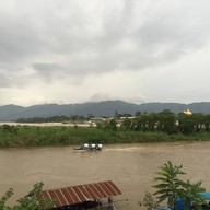 บรรยากาศ ร้านอาหาร ศรีวรรณ