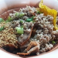 เมนูของร้าน ชายเป็ดตุ๋นสาขา 2 (อาหารตามสั่ง)  พระยาสัจจา สาขา 2 พระยาสัจจา