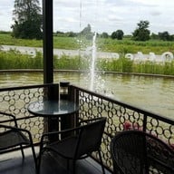 บรรยากาศ Coffee Please