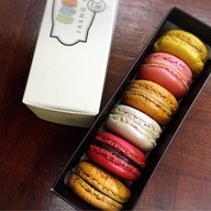 เมนูของร้าน Dhara Dhevi Macaron สยามพารากอน