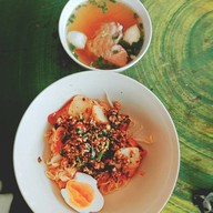 เมนูของร้าน ก๋วยเตี๋ยวสุโขทัย