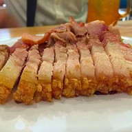 ข้าวหมูแดงป้าลบ