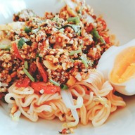 เมนูของร้าน ก๋วยเตี๋ยวสุโขทัย