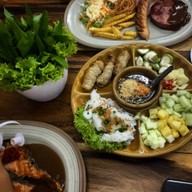 พลสเต็ก ซอยวัดส้มเกลี้ยง นนทบุรี