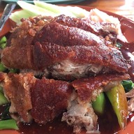 เมนูของร้าน ข้าวขาหมูเยอรมัน (แห่งเดียวในโลก)