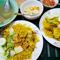 เมนูของร้าน ข้าวมันไก่ ข้าวหมกไก่
