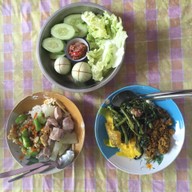 รุ่ง ข้าวแกงปักษ์ใต้