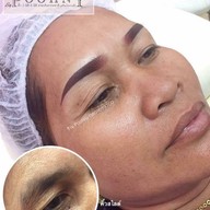 สักคิ้ว Poohny ปราสาท