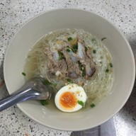 ก๋วยเตี๋ยวกระดูกแก้ว