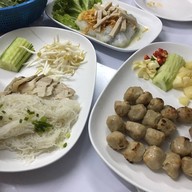 เมนูของร้าน ยายต๊ามอาหารเวียดนาม