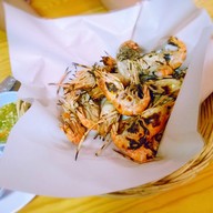 เมนูของร้าน ผ่องพรรณกุ้งเผา ตลาดกลางอยุธยา