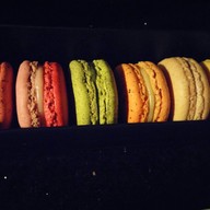 เมนูของร้าน DHARA DHEVI Central World