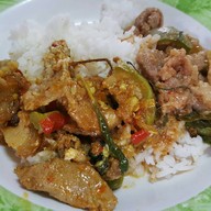 อาหารไทยแม่พร