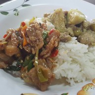 อาหารไทยแม่พร