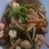 ครัววังเดือนห้า