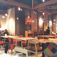 บรรยากาศ School Food สยามเซ็นเตอร์