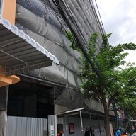 Mister Donut โรบินสันลาดหญ้า