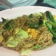 ราดหน้ารวมเพื่อน