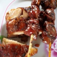 เมนูของร้าน ส้มตำหน้าวัดเลาขวัญ