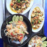 ครัวบ้านจั่นเพชร บ้านจั่นเพชร