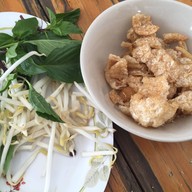 เมนูของร้าน ก๋วยเตี๋ยวเรือ ป.ประทีป  โรงเรียนอัมพรไพศาล