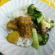 เมนูของร้าน ข้าวแกงปักษ์ใต้แม่สมศรี(หลังสวน)