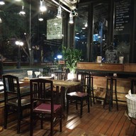 Mixology Chiangmai Bar & Burger