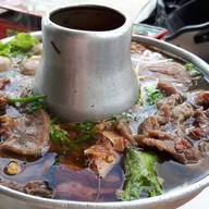 เมนูของร้าน เนื้อตุ๋นรสเยี่ยม
