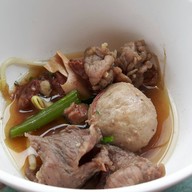 เมนูของร้าน เนื้อตุ๋นรสเยี่ยม