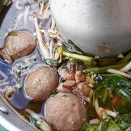 เมนูของร้าน เนื้อตุ๋นรสเยี่ยม