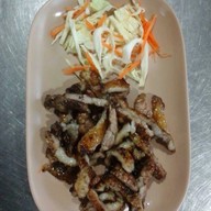 ร้านลาบจันทร์เพ็ญ