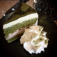 เมนูของร้าน BEYOND CAFE (บียอนด์ คาเฟ่ กาแฟ เค้ก) สาขาสนามกีฬาเวสสุวรรณ