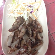 ร้านลาบจันทร์เพ็ญ