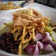 ข้าวซอยอำไพ (เจ้าเก่า)