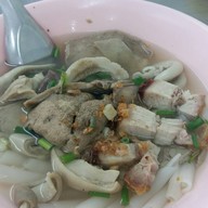 เจ้าหลงลูกชิ้นปลา เจริญกรุง