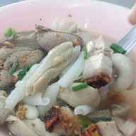 เจ้าหลงลูกชิ้นปลา เจริญกรุง