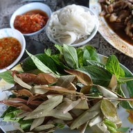 เมนูของร้าน สวนอาหารที่ราบสูง