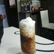 เมนูของร้าน The FC Friends & Coffee Bar