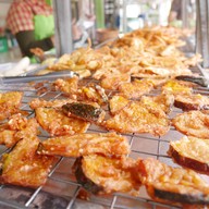 กล้วยทอดลุงประเมศฐ์