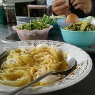 ขนมจีน 10 บาท ซ.พะเนียง