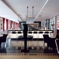 บรรยากาศ Lof Restaurant And Bar