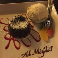 Al Majlis อโศก