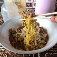 เมนูของร้าน ก๋วยเตี๋ยว5รส สูตรมะนาว เจ้าแรกในเชียงใหม่ สันผีเสื้อ