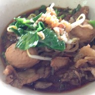 ก๋วยเตี๋ยวเรือเล็ก-แดง