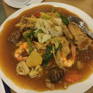 ก๋วยเตี๋ยวราดหน้าจักรพรรดิ