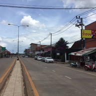 ร้านร่ำรวยก๋วยเตี๋ยว