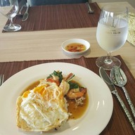 เมนูของร้าน โรยัล บางปะอิน