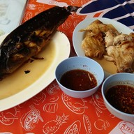 อีสานไก่แซ่บ